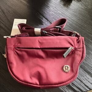 Lululemon Everywhere Belt Bag Red Burgundy NWT Crossbody Waist Bag